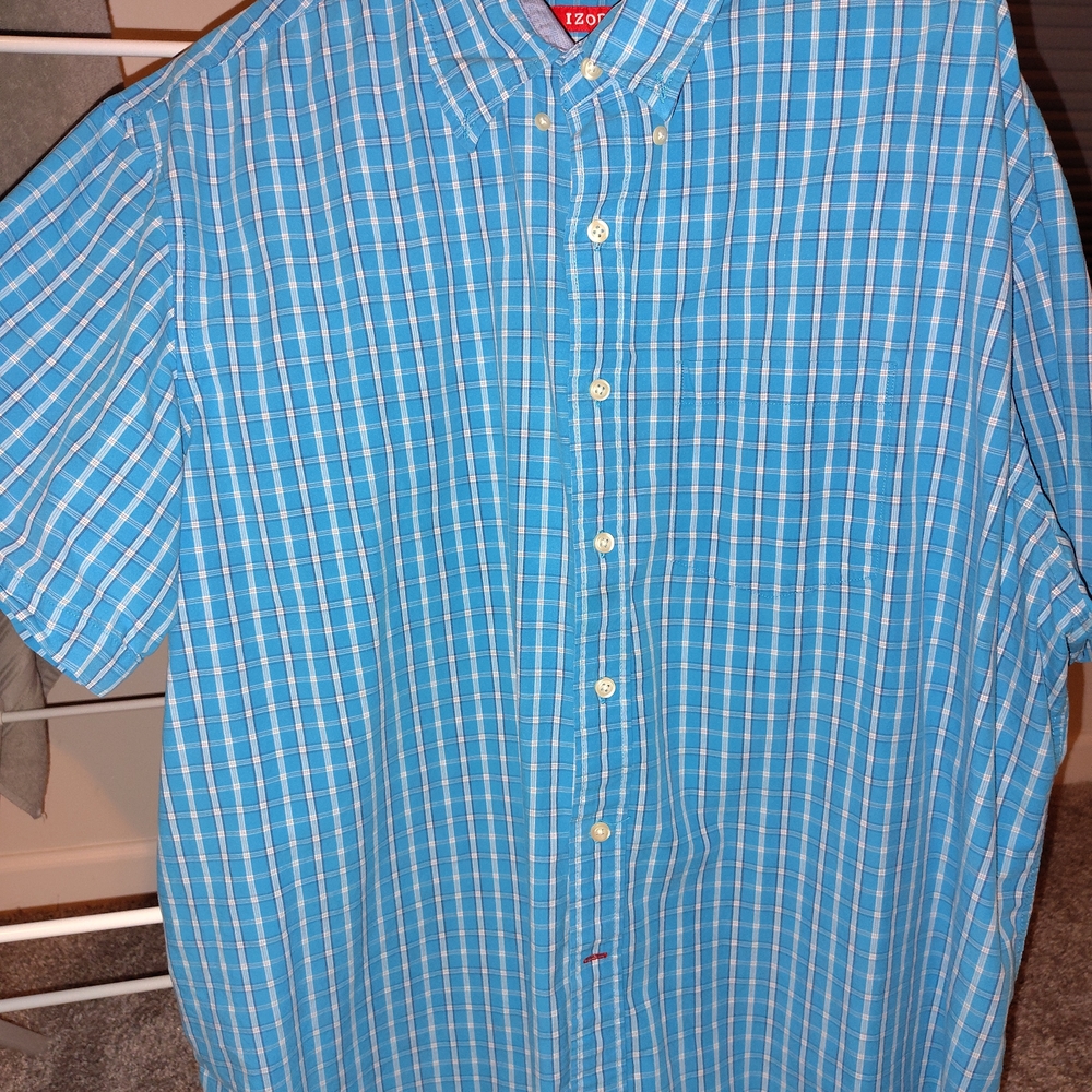 Izod Men's Light Blue Checkered Shirt
